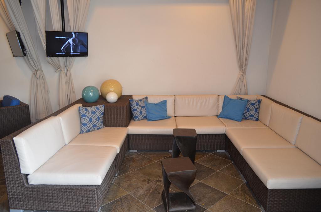 Апартаменты Domain At Citycentre Хьюстон Экстерьер фото